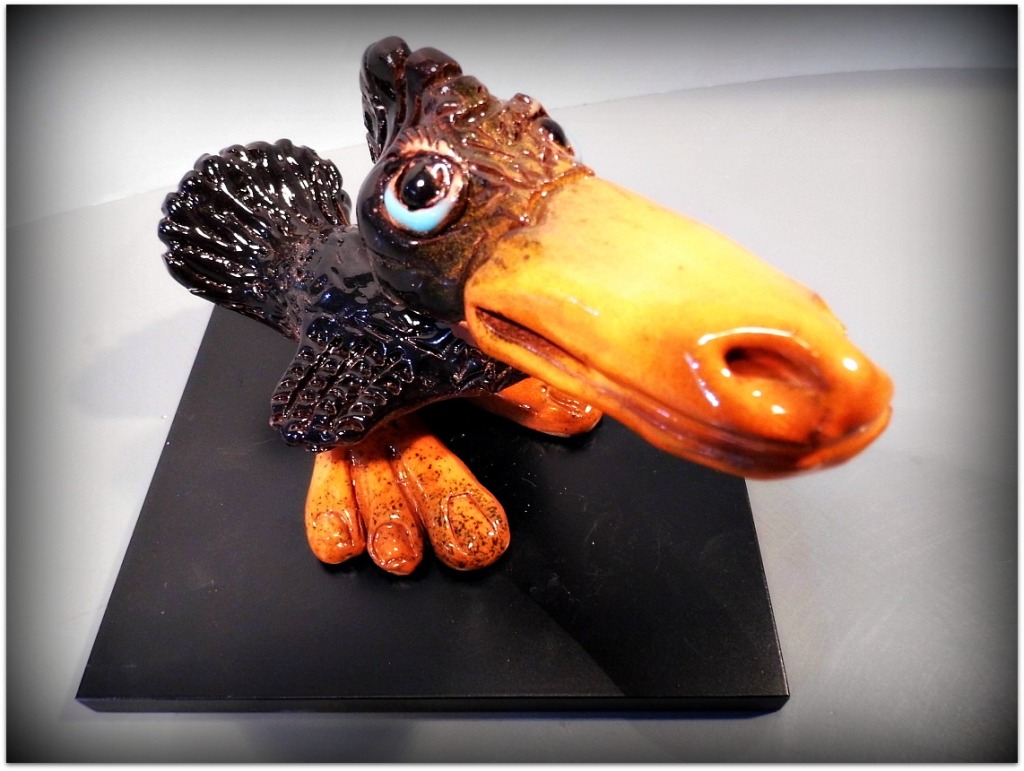 Pájaro de cerámica