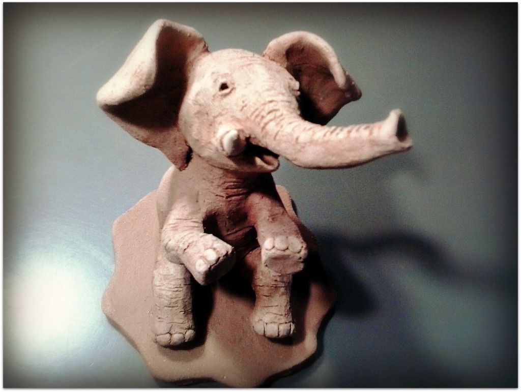 Elefante de cerámica